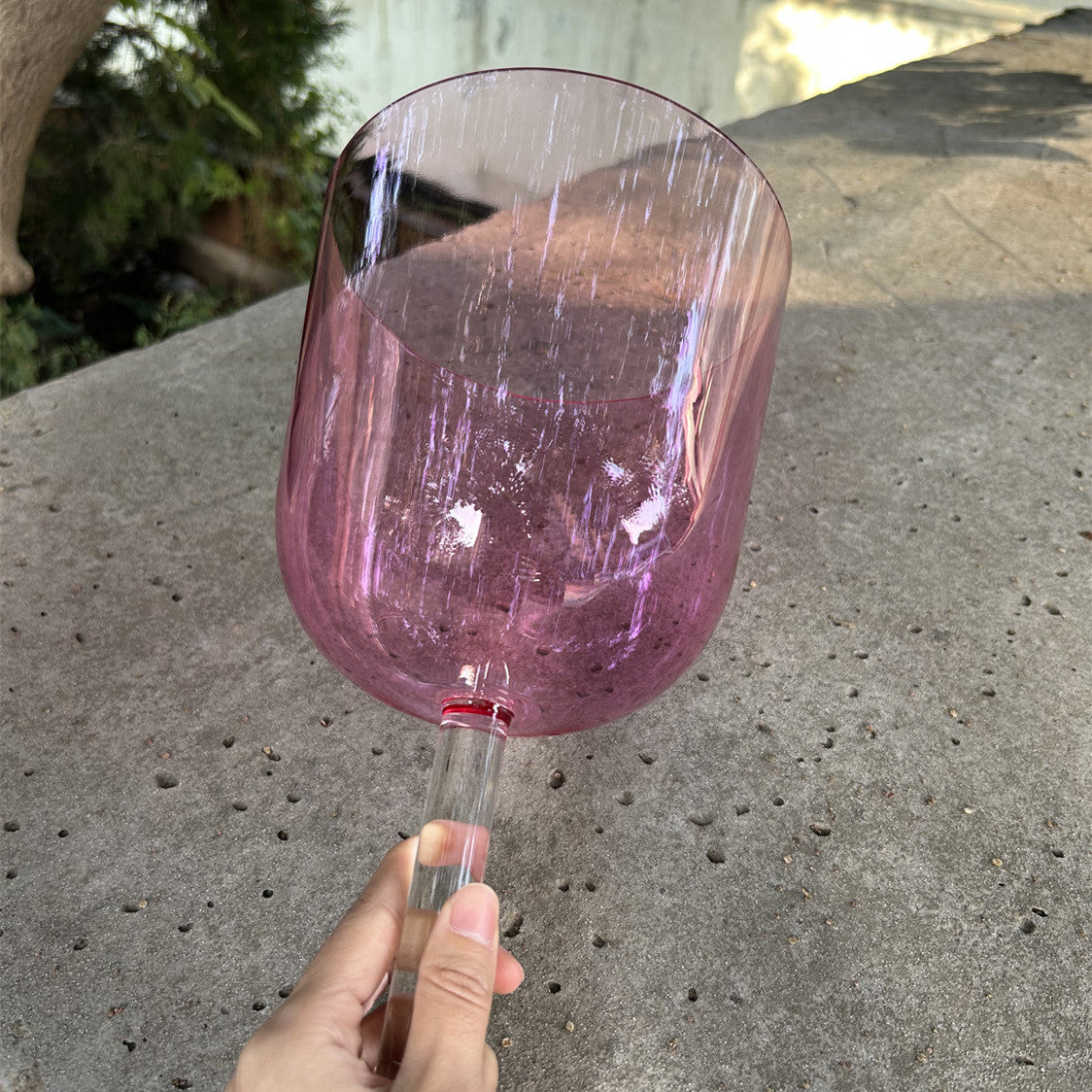 Bol chantant en cristal rose avec poignée SOG-YAG